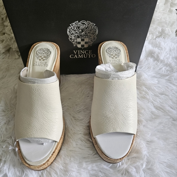Vince Camuto Shoes - Vince Camuto Women's Cream Slide Sandals